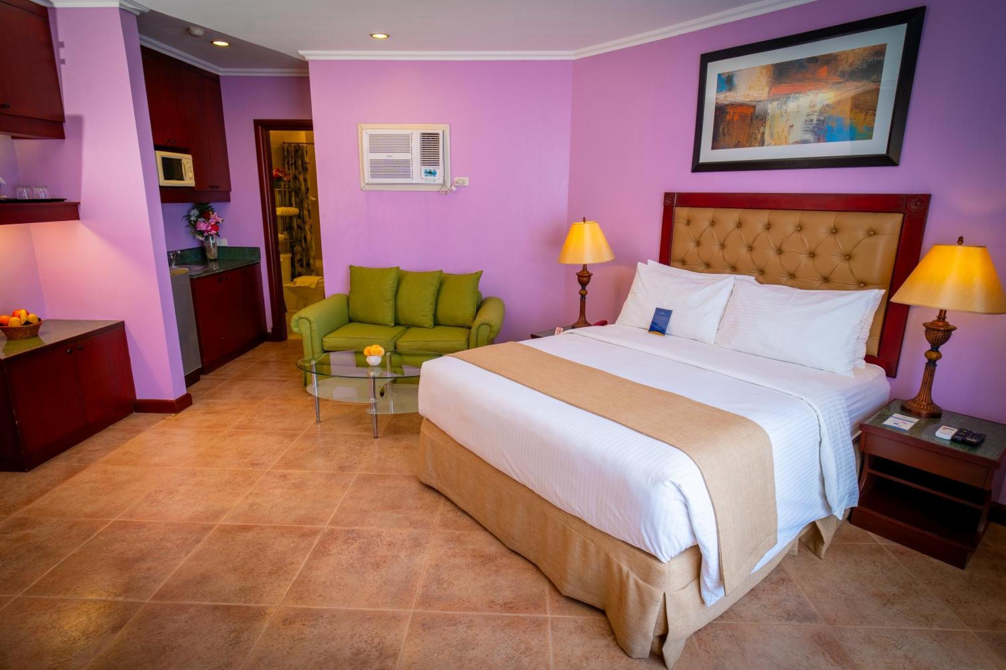 Royal Bellagio Hotel Makati City Eksteriør bilde